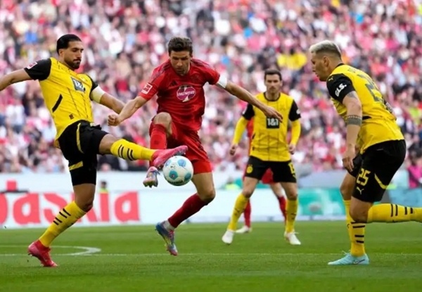 巴萨爆冷尤文，格纳布里统治全场的简单介绍