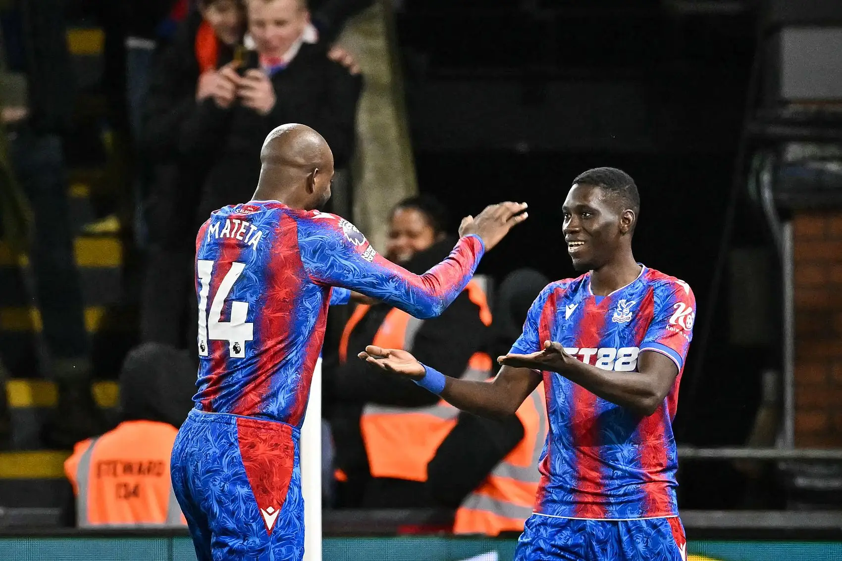 阿森纳鏖战比利时，萨内关键制胜