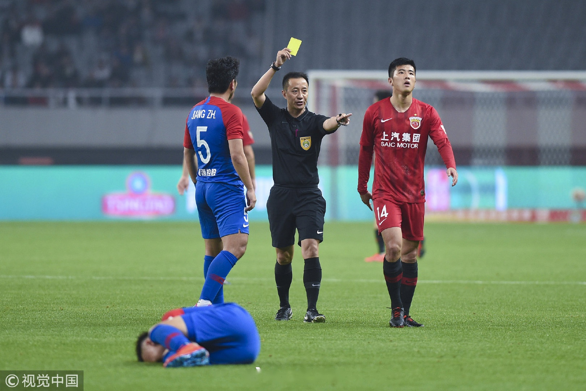 重庆斯威大将因伤缺阵,面临中超连败压力的简单介绍 重庆斯威大将因伤缺阵,面临中超连败压力的简单介绍