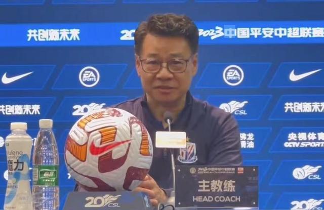 关于重庆冲入前八，吴金贵全队积极备战的信息