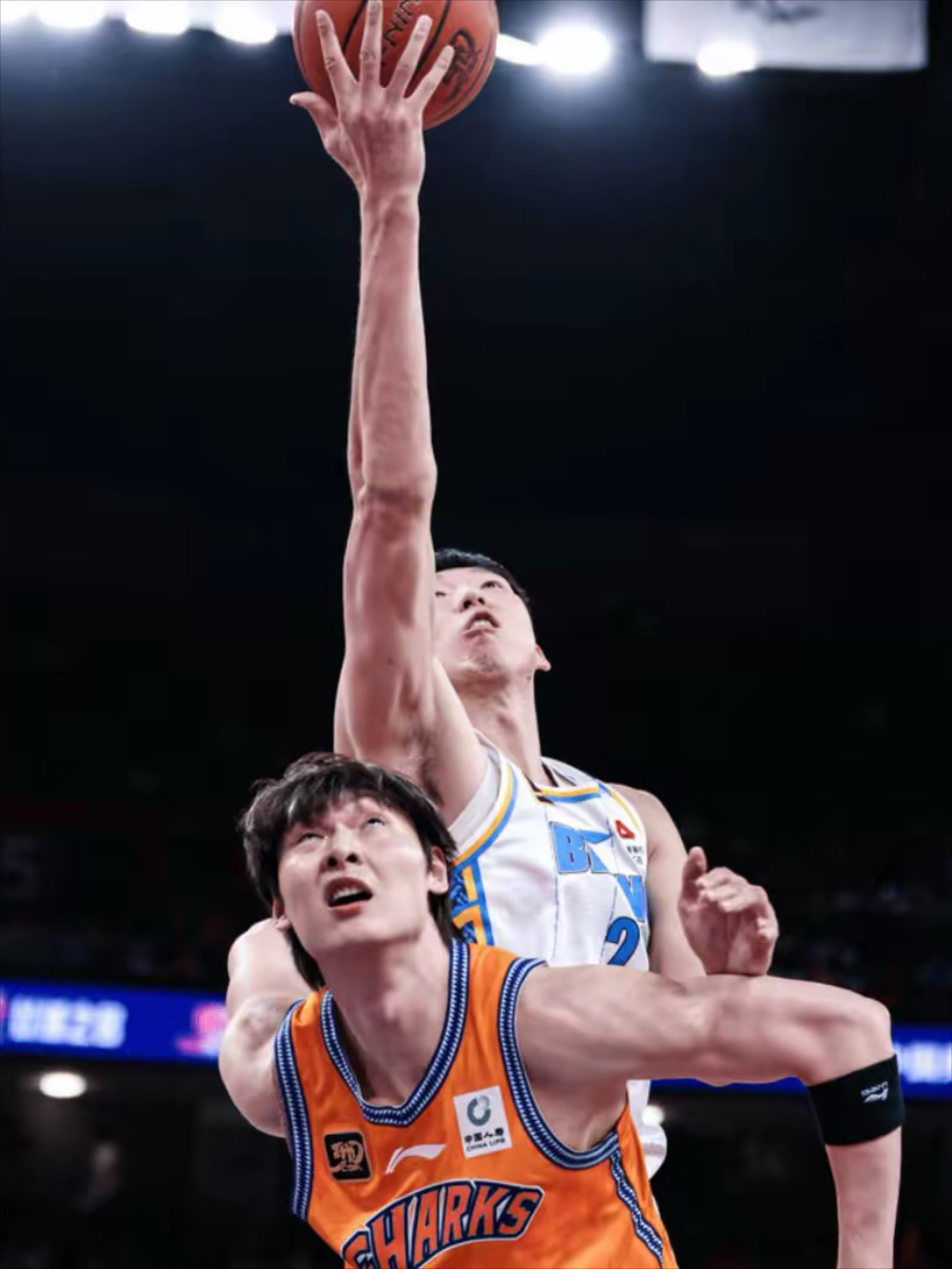 包含北京队再度胜出，外援功不可没的词条