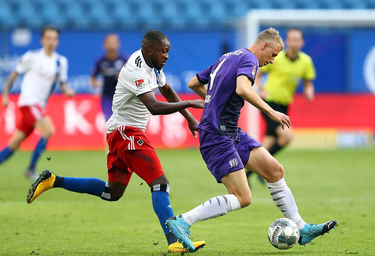 阿斯顿维拉逼平对手，历史对决激烈的简单介绍