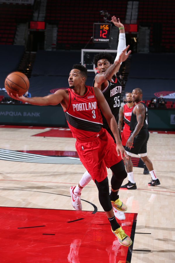 包含北京队险胜浙江队,麦科勒姆点燃赛场的词条 包含北京队险胜浙江队,麦科勒姆点燃赛场的词条