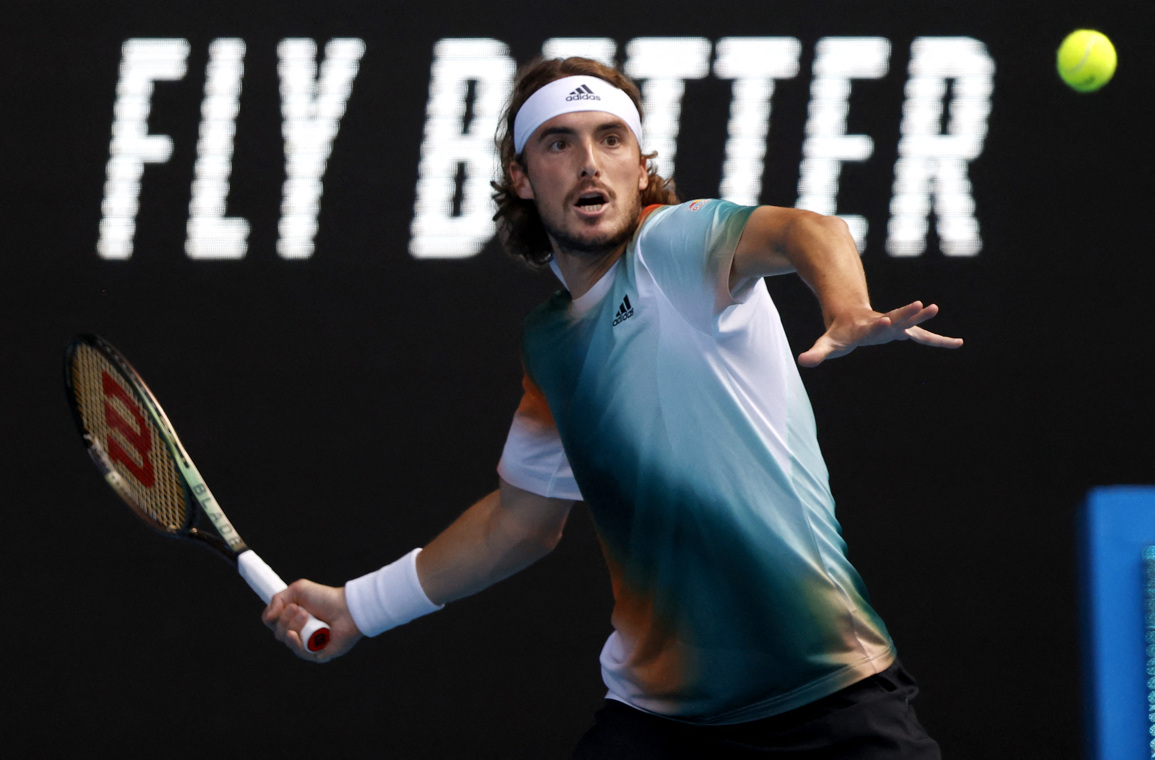 米兰登录入口-关于戴维斯杯险胜美网，西西帕斯状态火热的信息